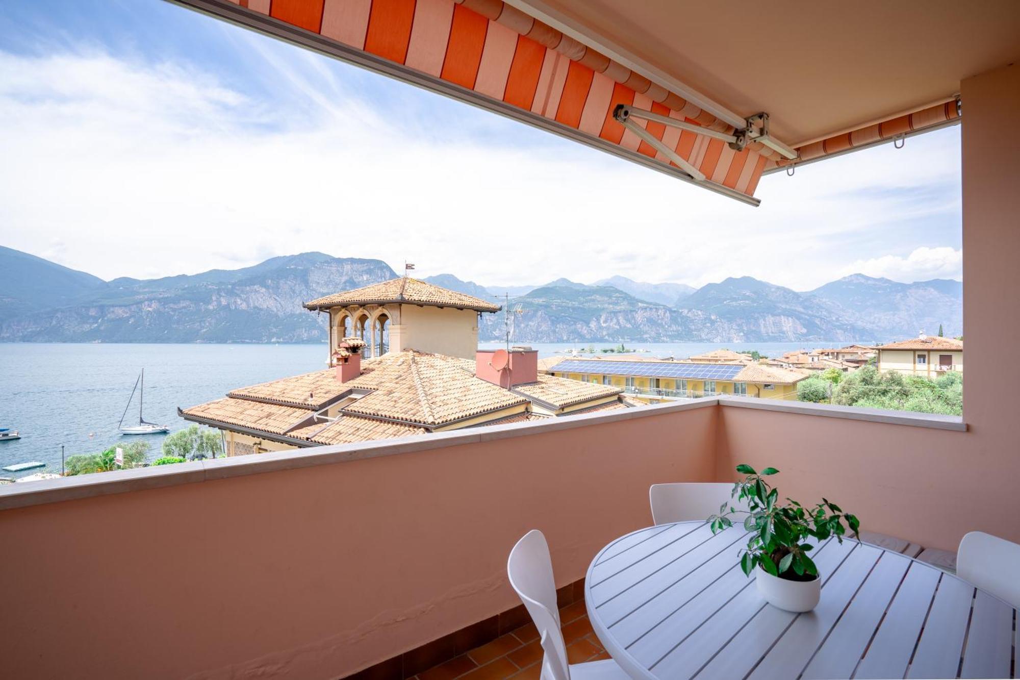 Apartament Le Vele Beth'S House Brenzone sul Garda Zewnętrze zdjęcie
